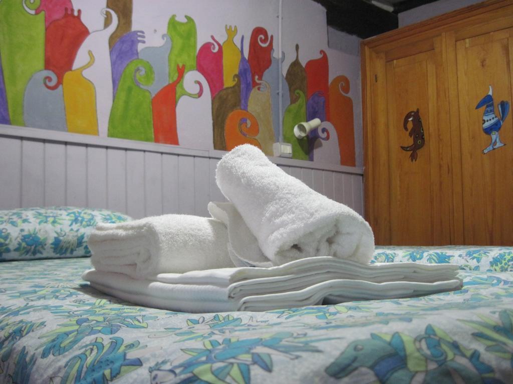 Maison d'hôtes Libera Universita Di Alcatraz à Morleschio Chambre photo